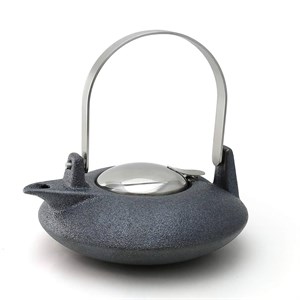 {{photo.Alt || photo.Description || 'Заварочный чайник ZERO JAPAN BBN-18 «Кристальное серебро», 500 мл'}}